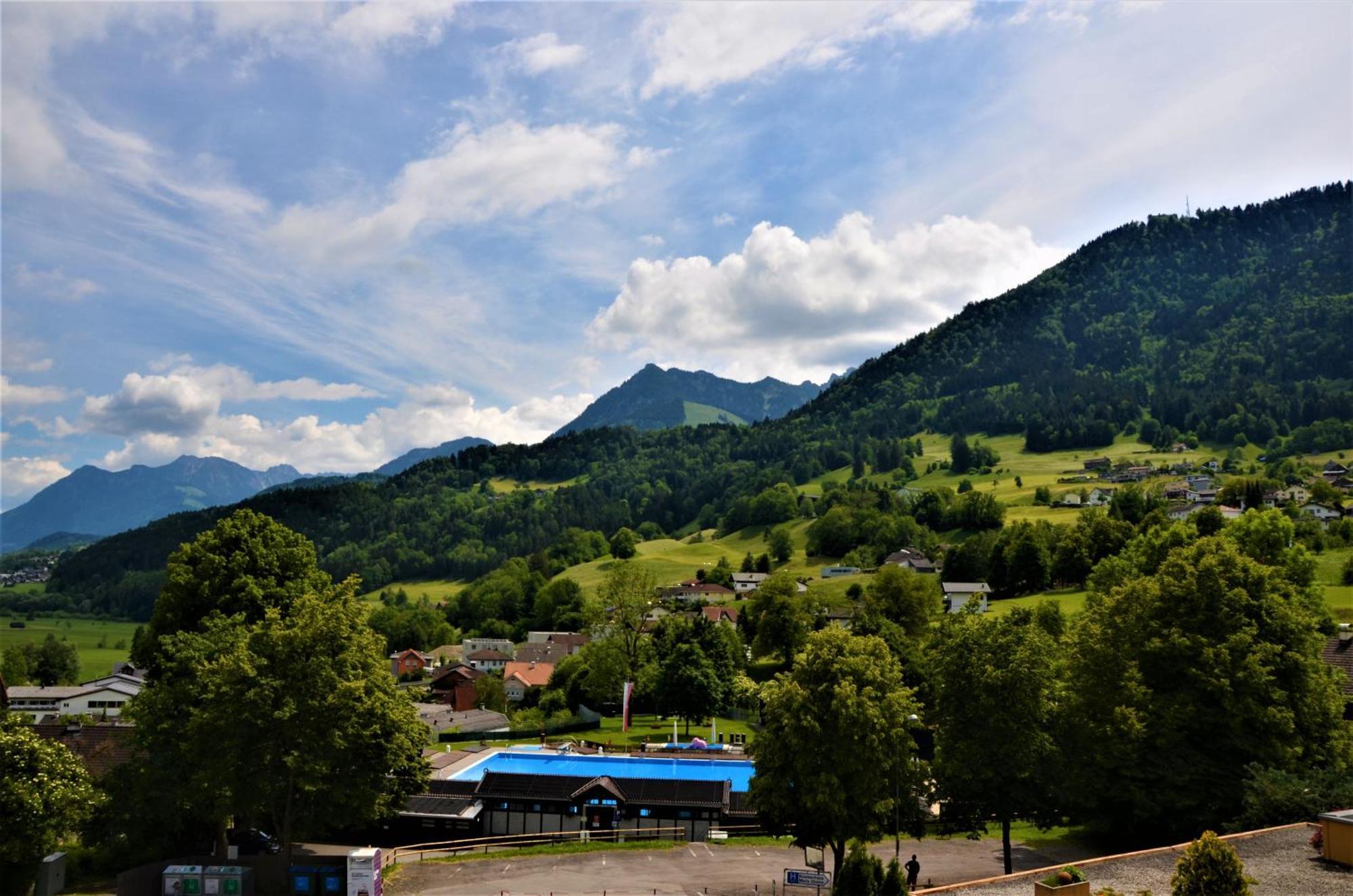 Ferienwohnung Walgaublick Frastanz Bagian luar foto