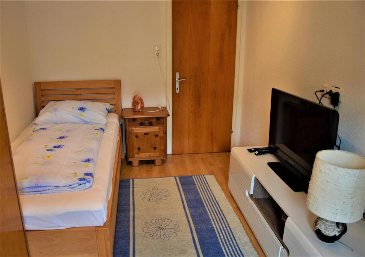 Ferienwohnung Walgaublick Frastanz Bagian luar foto